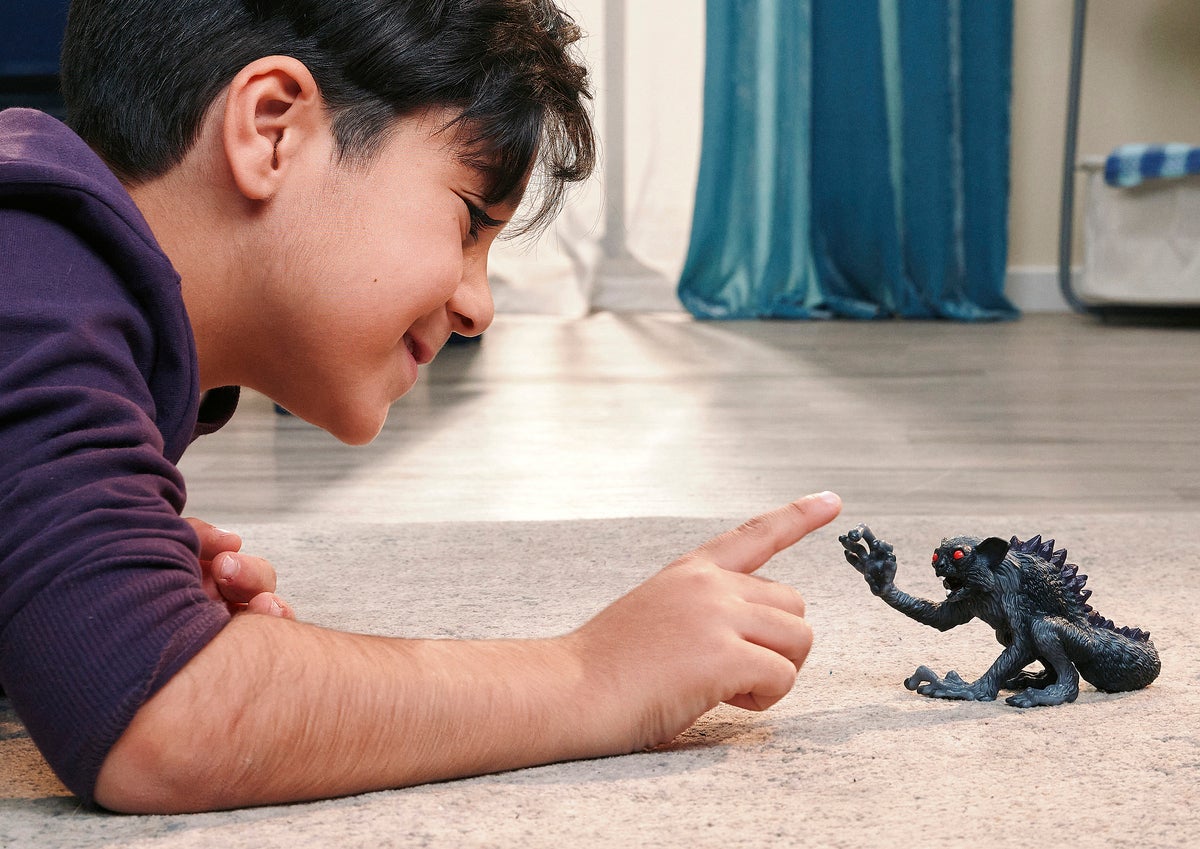 Schleich Shadow Lemur