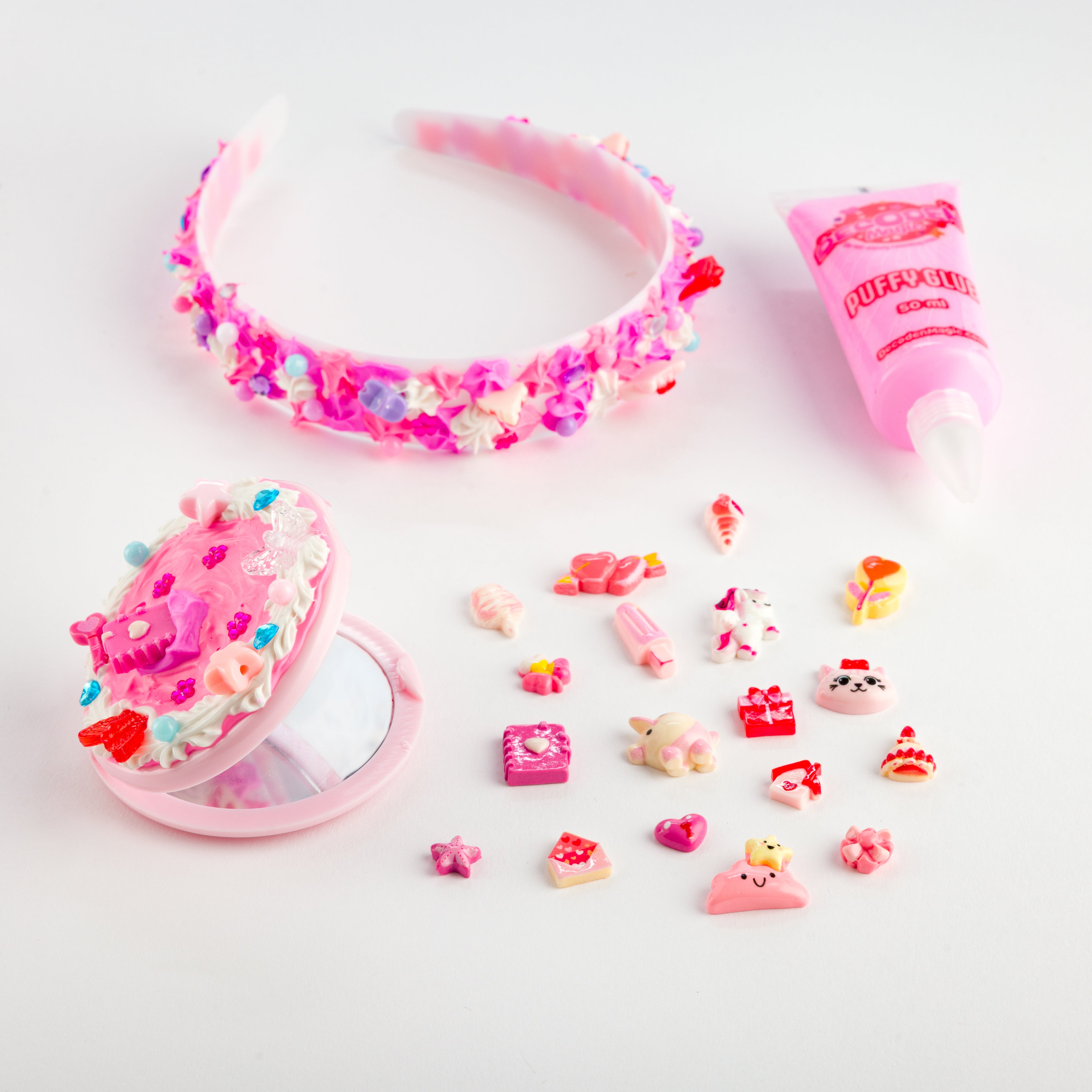 Decoden Think Pink Creations