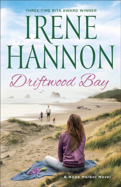 Driftwood Bay ¿ A Hope Harbor Novel