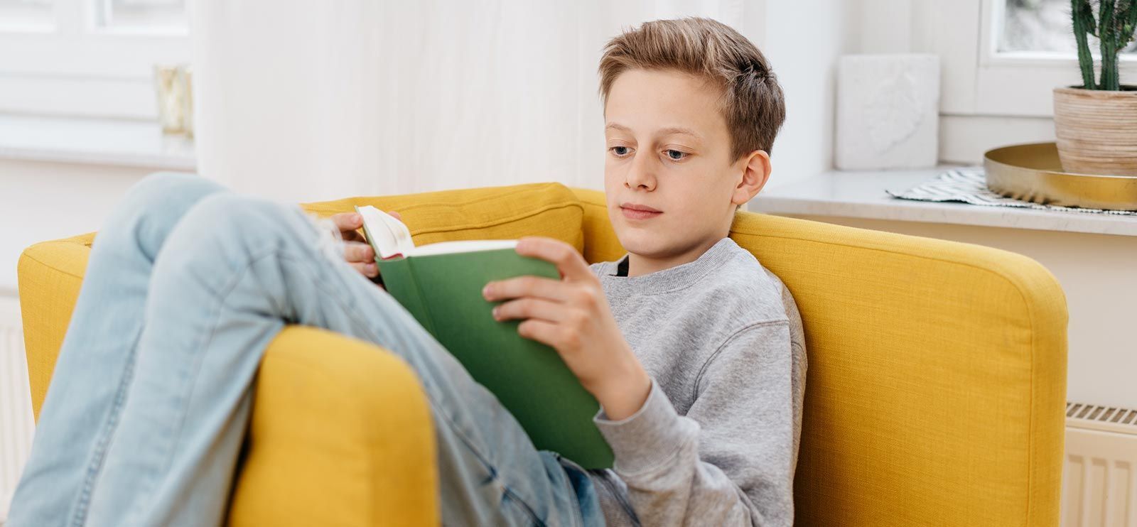 Tenn leselysten med en skikkelig spennende bok!  Foto: Contrastwerkstatt