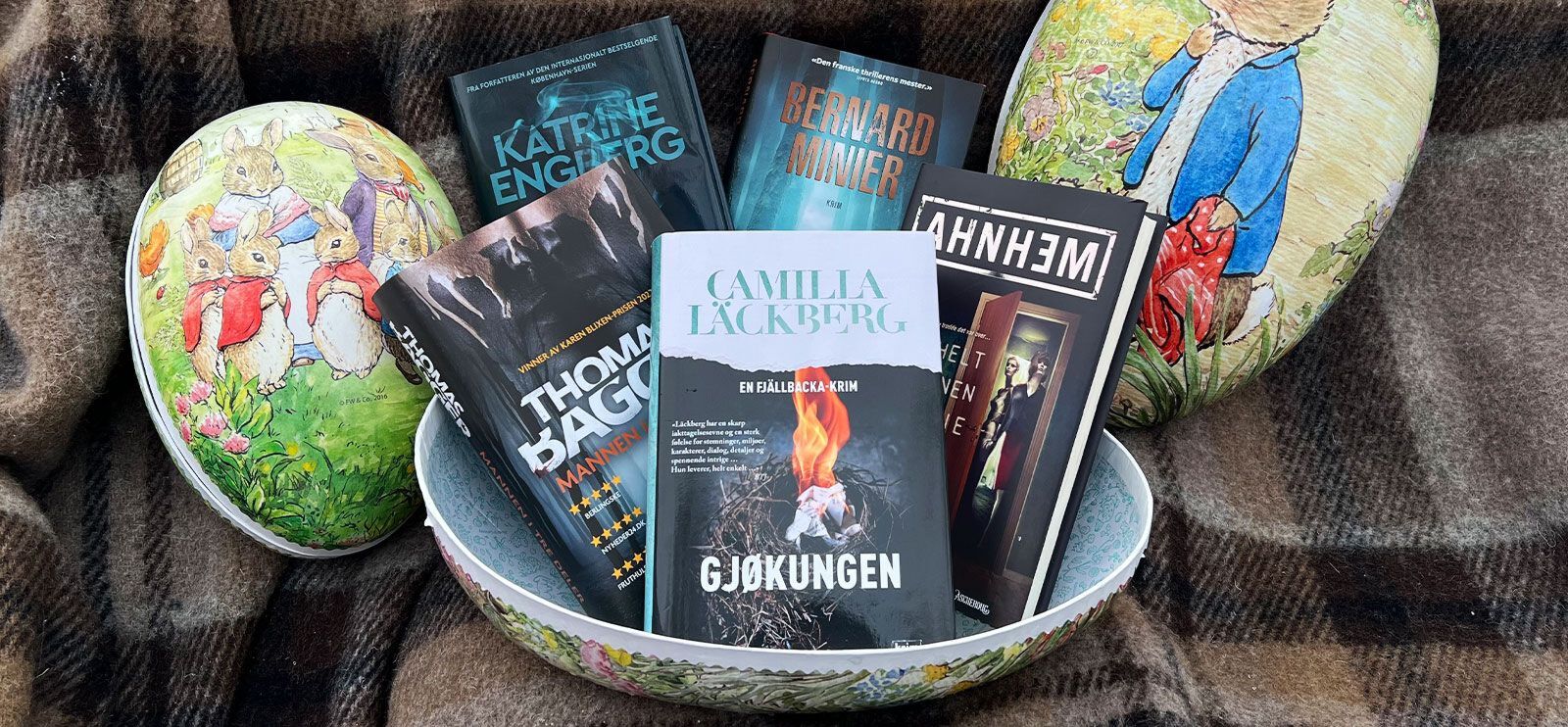 Påskekrim og påskeegg går hånd i hånd.