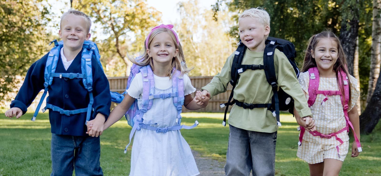 Skal du kjøpe ny skolesekk i år? Hos Norli får du god hjelp til å finne riktig sekk.