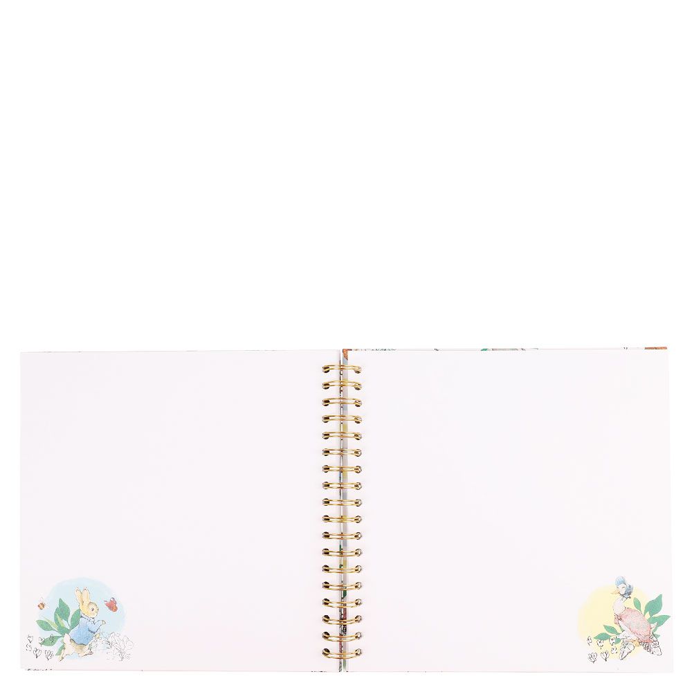 Scrapbook Peter Rabbit M