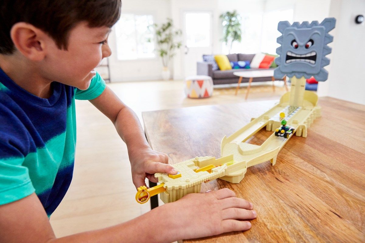 Hot Wheels Mario Kart Nemesis Track Set