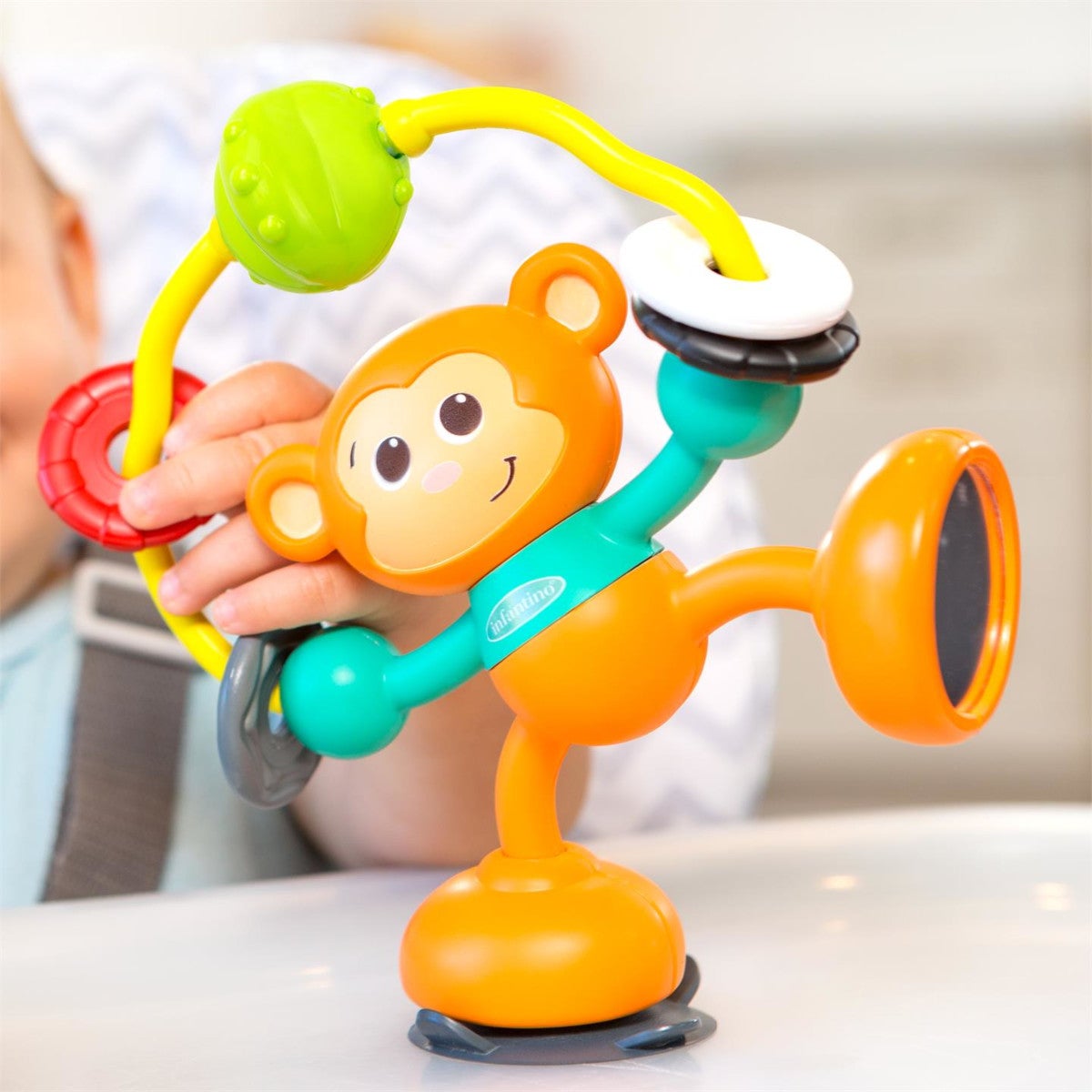 Stick and spin rangle ape Infantino