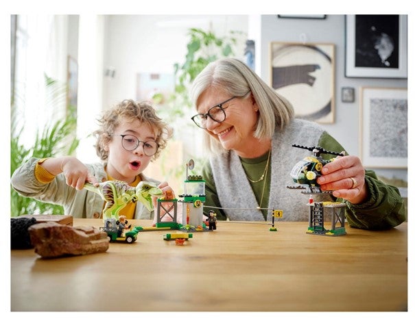 Lego T.rex på rømmen76944