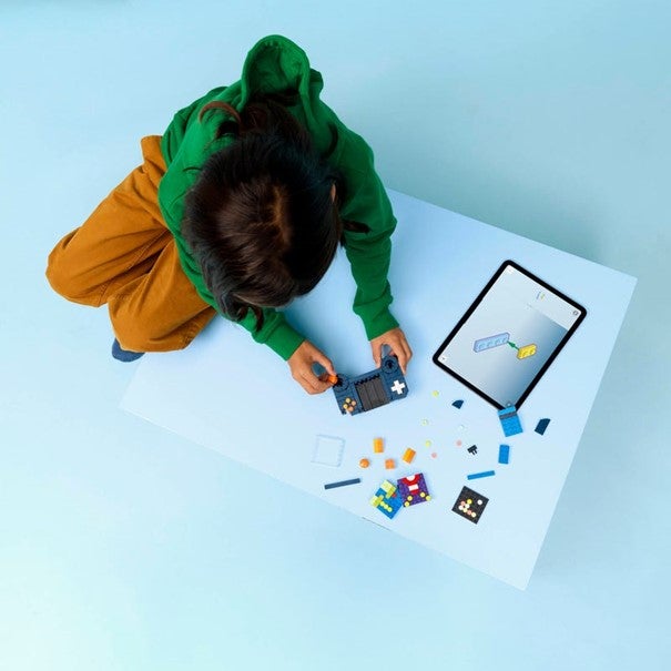 Lego Spillkonsoll i retrostil 31380