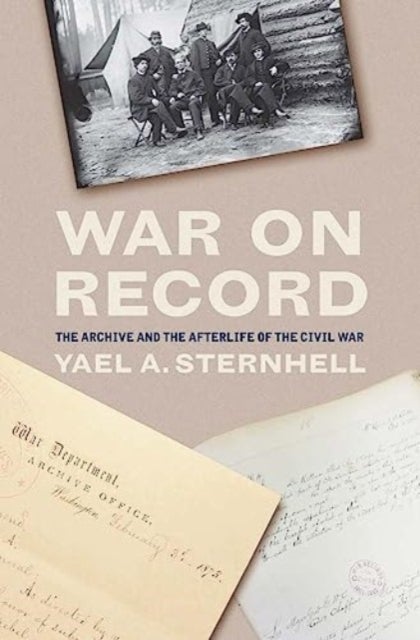 Bilde av War On Record Av Yael A. Sternhell
