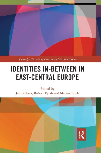 Bilde av Identities In-between In East-central Europe