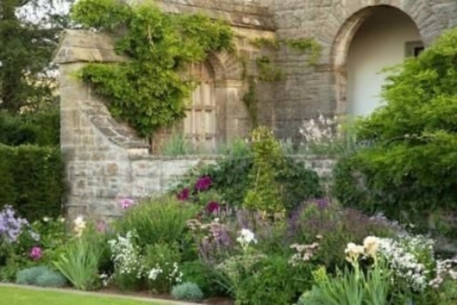 Mounton House - The Birth and Rebirth of an Edwardian Country Home