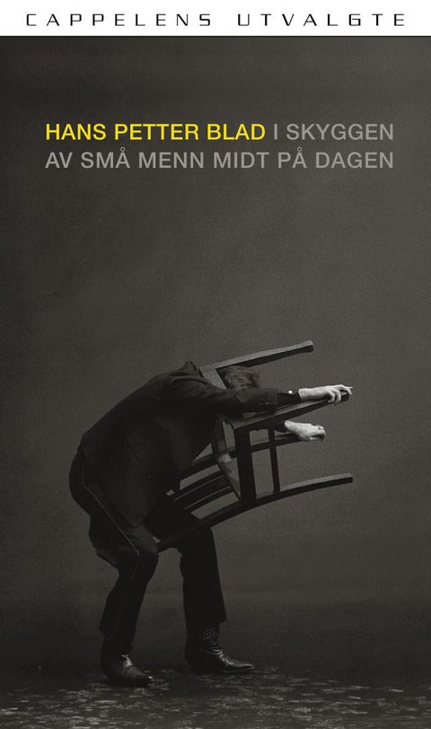 I skyggen av små menn midt på dagen