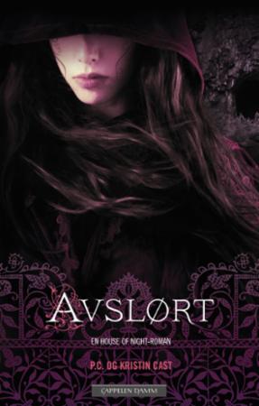 Avslørt - en house of night-roman