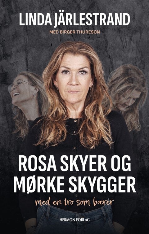 Rosa skyer og mørke skygger - med en tro som bærer