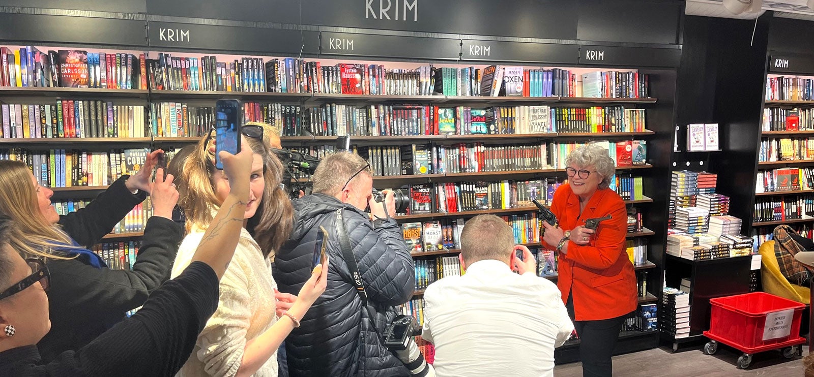 Anne Holt vant Rivertonprisen 2023