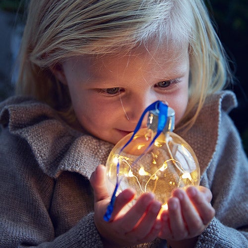 Den magiske julekula fra Snøfall